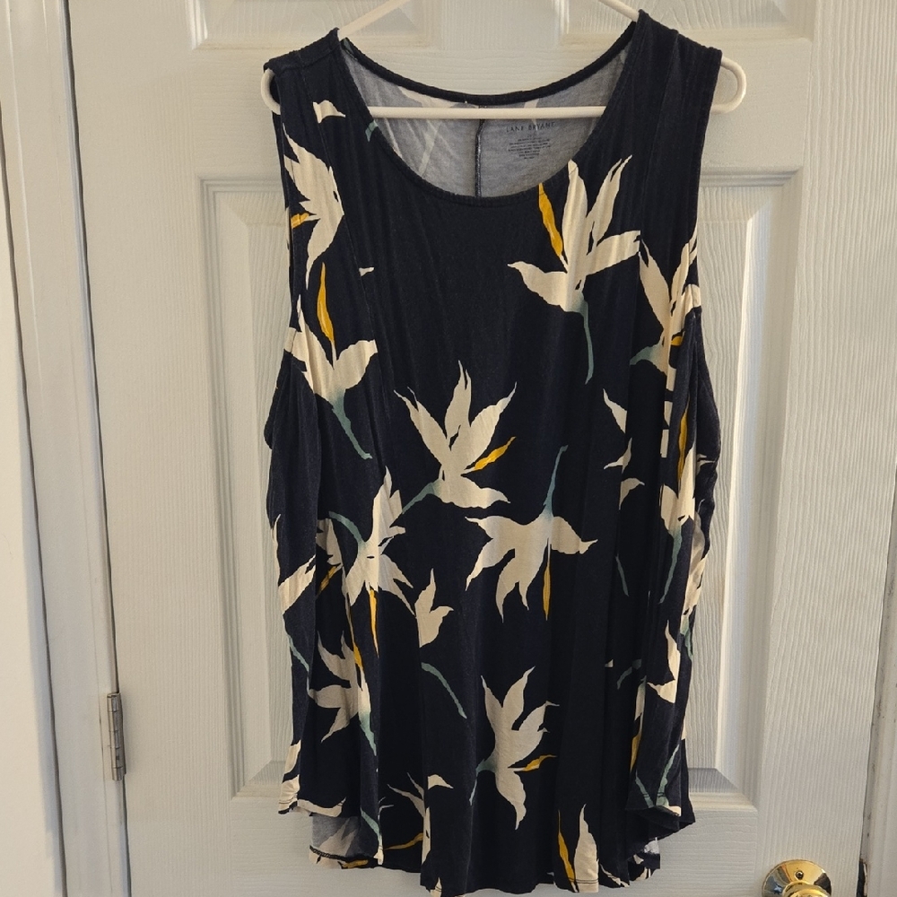 Lane Bryant Navy Blue and Cream Floral Tank Top